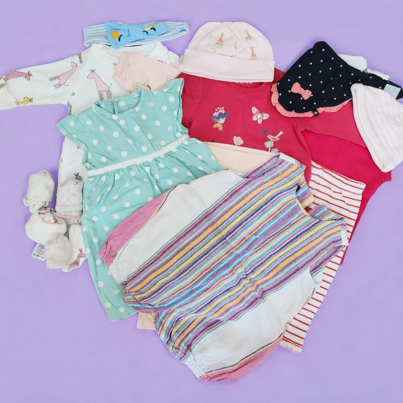 Baby girl clothes 0-3