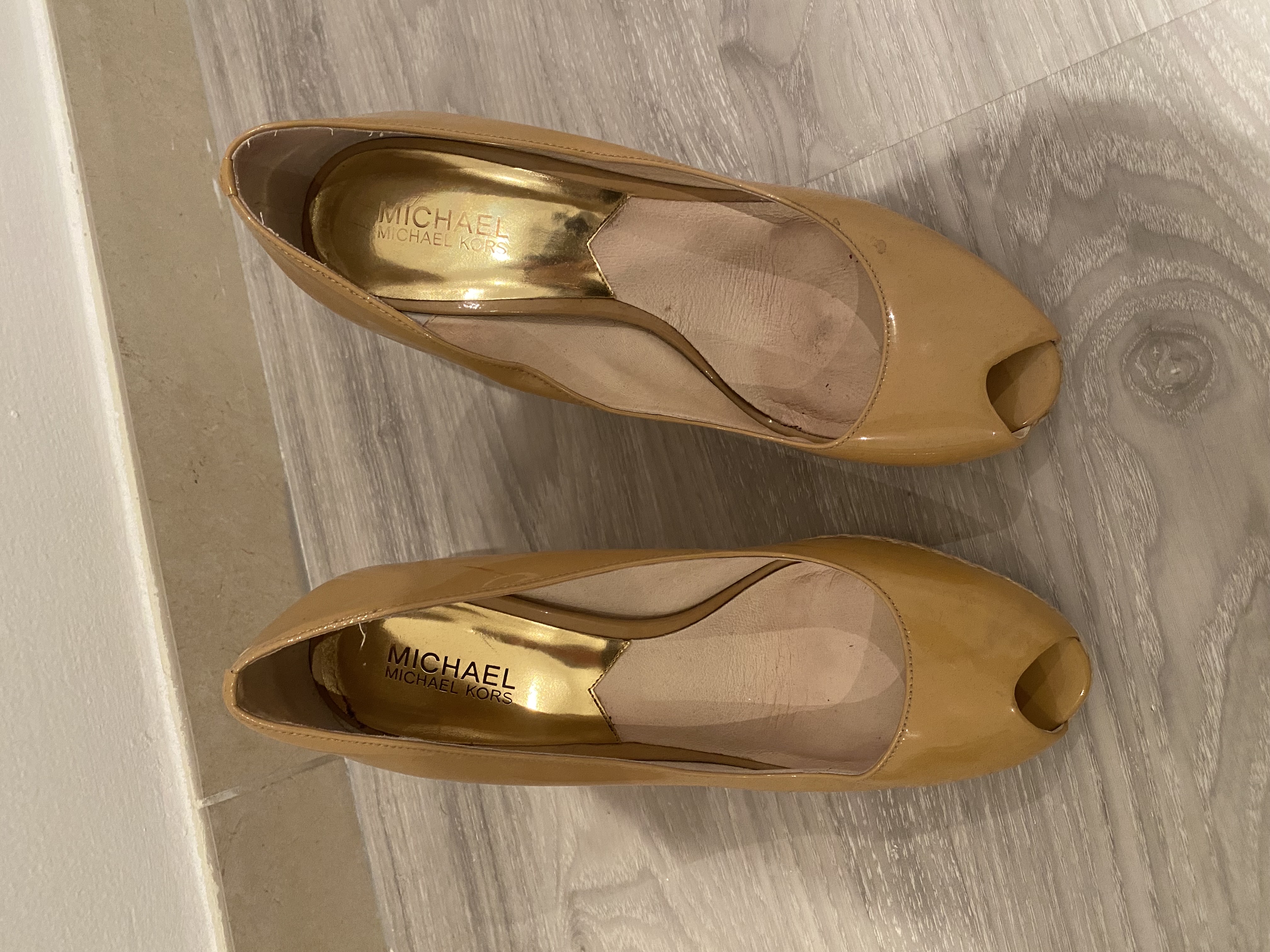 Michael Kors wedges  Size EU40