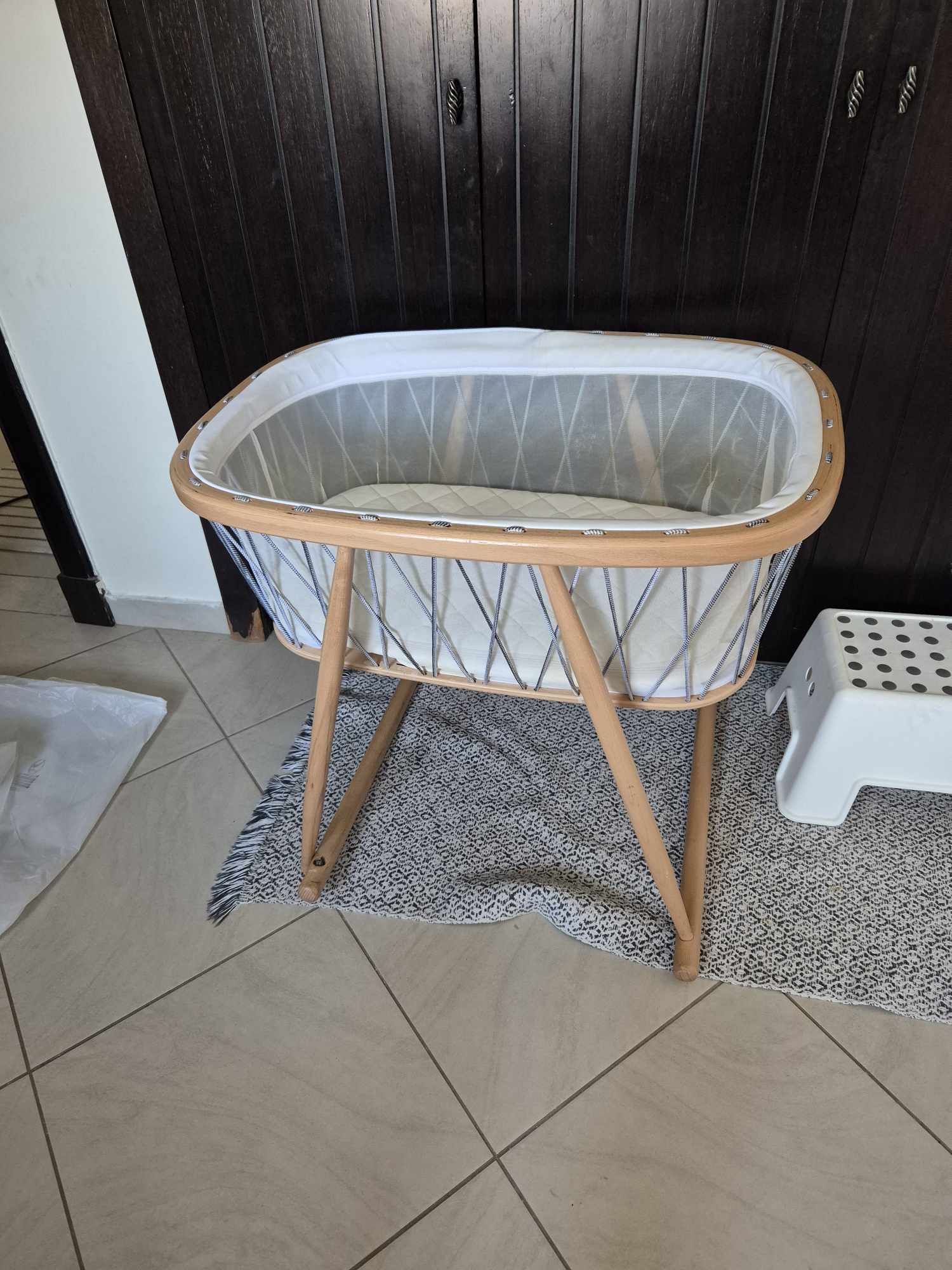 Kumi Cocon Mesh Bassinet