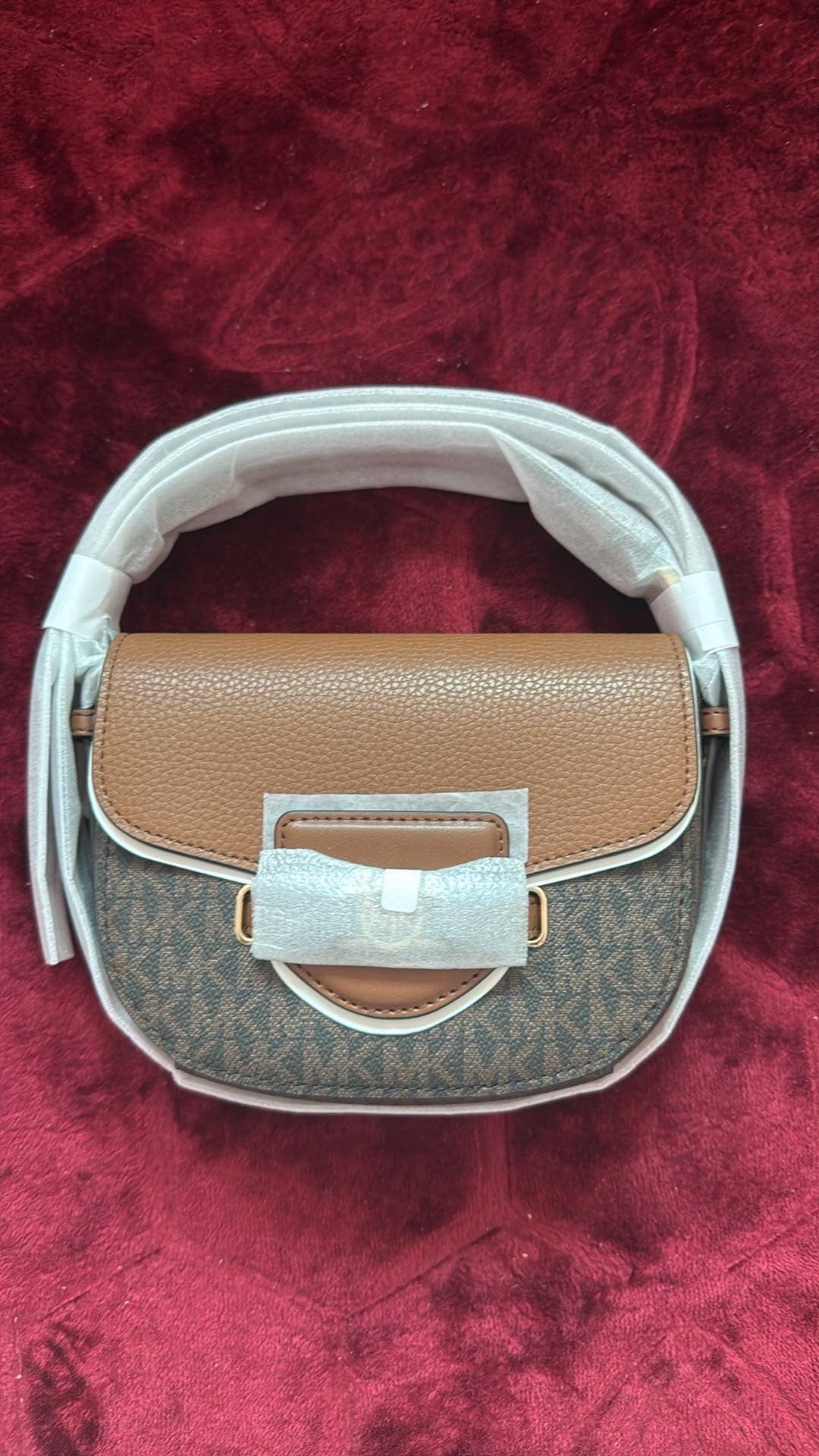 Michael Kors Crossbody Bag