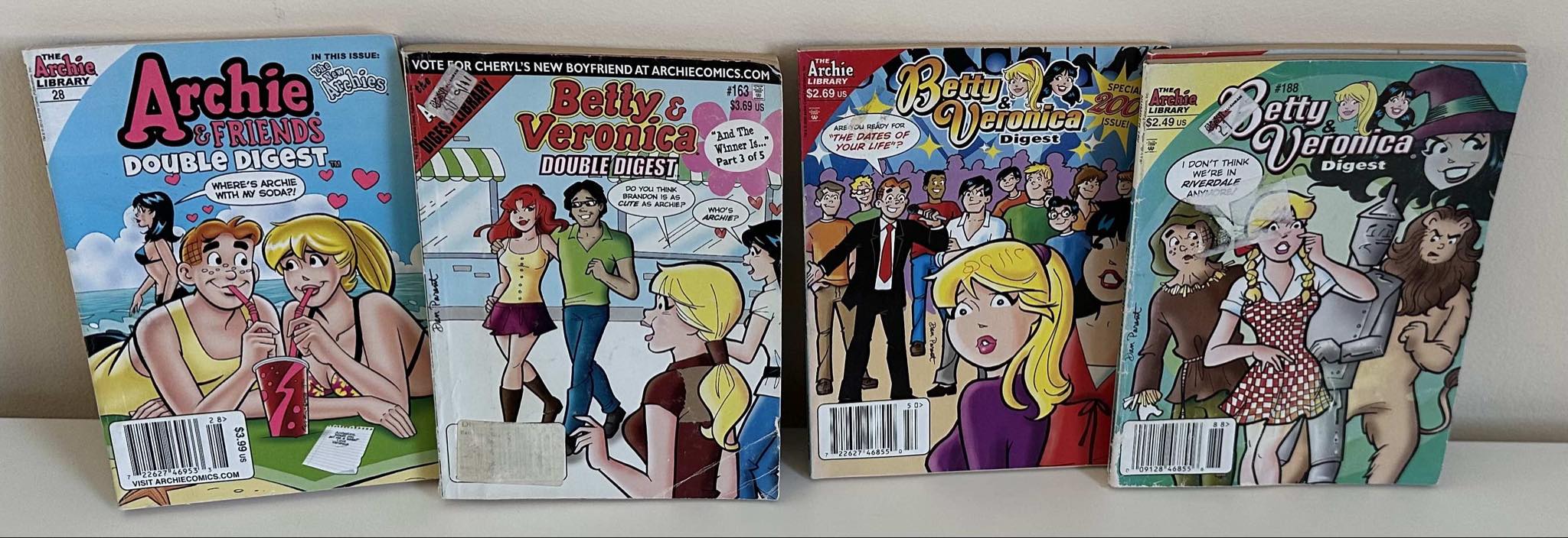 4 Books- Archie & Friends and Betty & Veronica Collection: