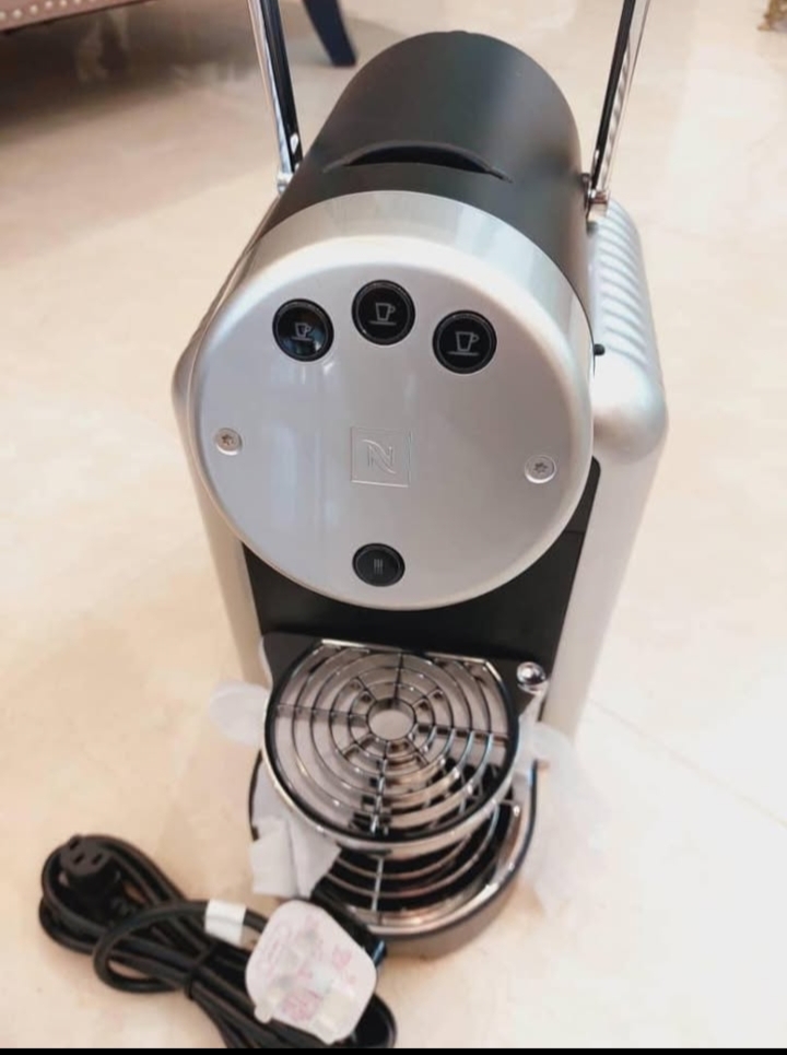 Nespresso Machine - Unused