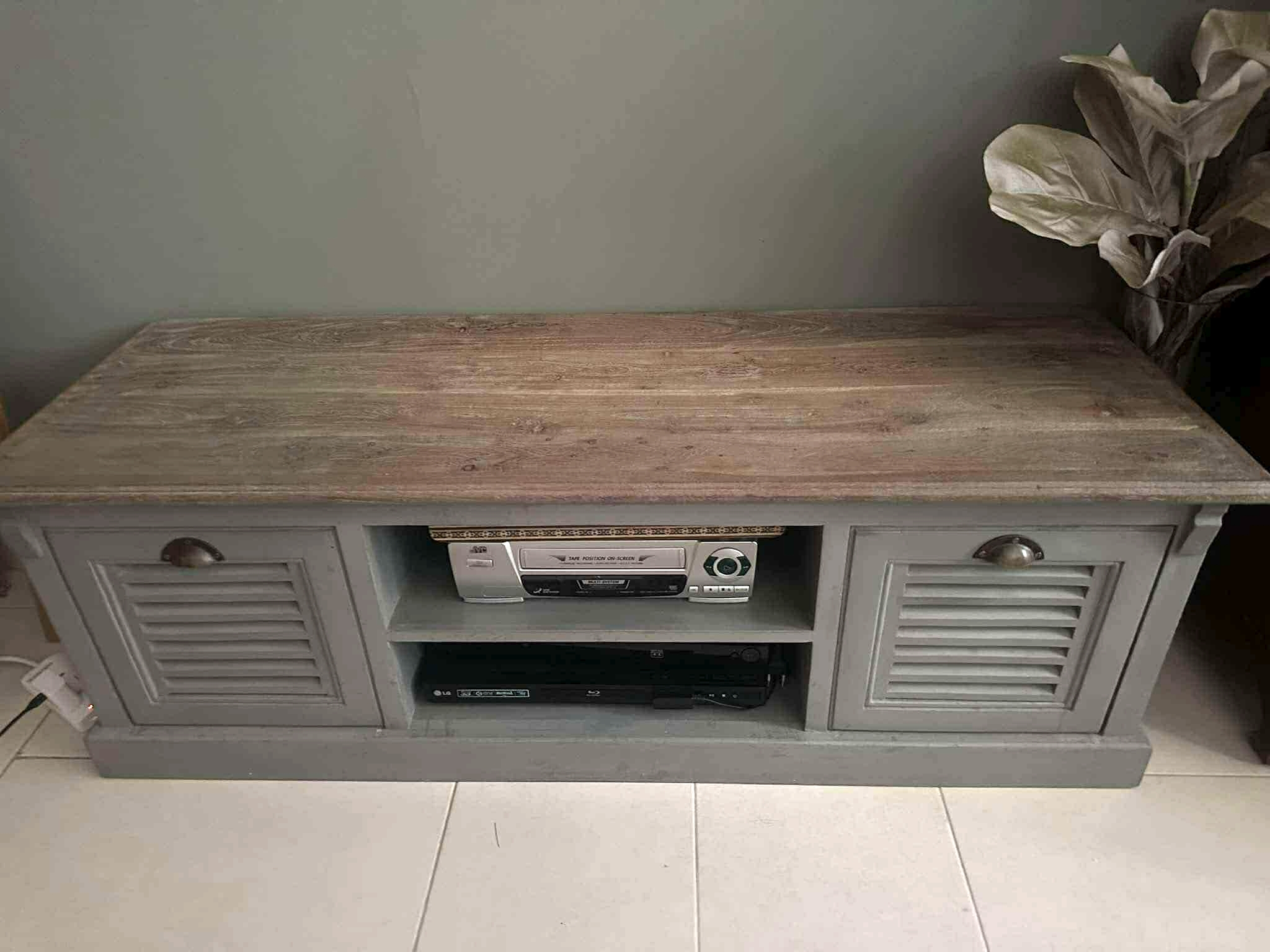 Marinana Home TV Console