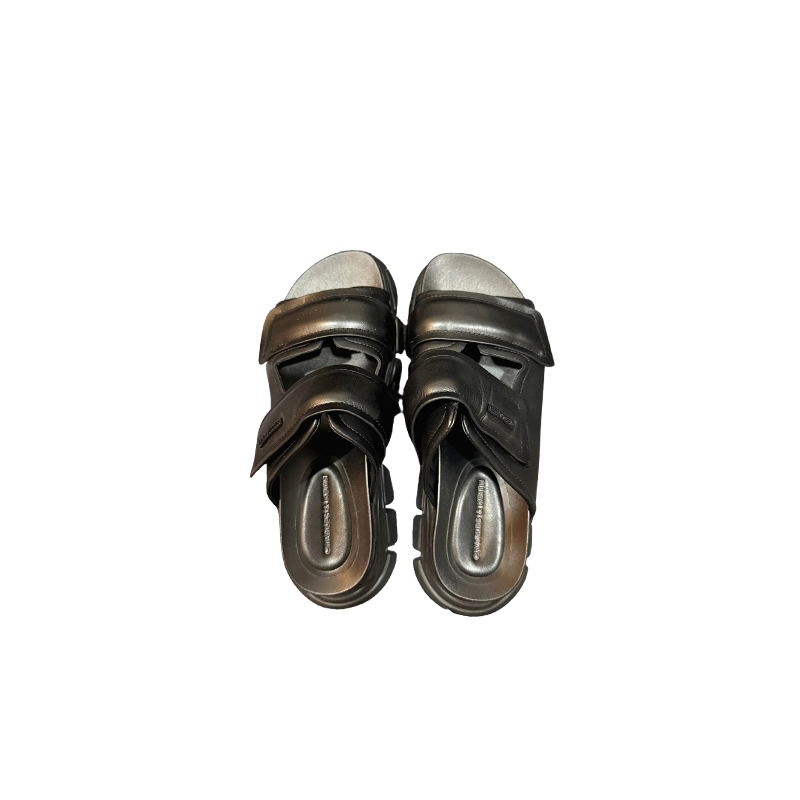 Charles and Keith Slide Black